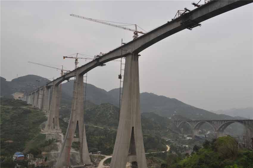 版塊四、2（渝利鐵路-蔡家溝雙線鐵路大橋）-混凝土.jpg